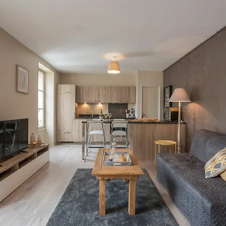 Marion Apartment *